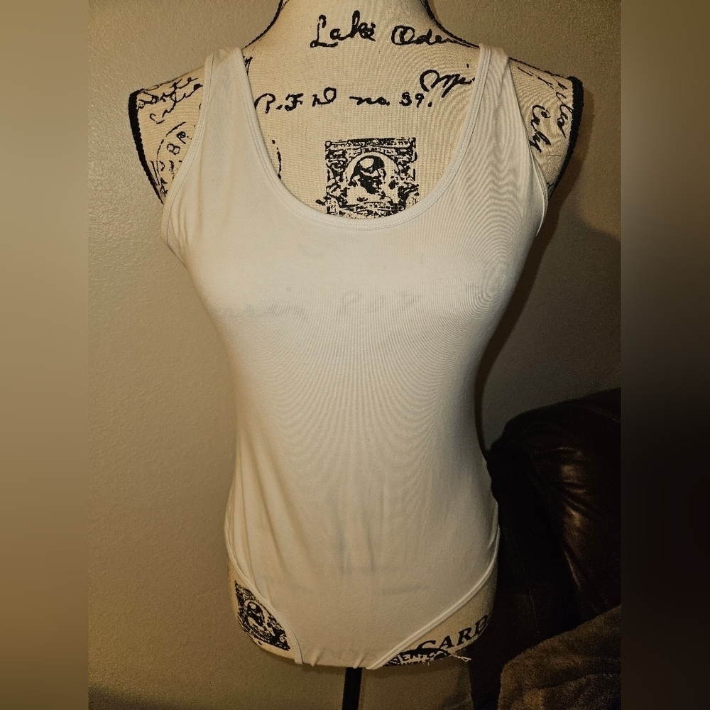 Sunro Collection Womans White Tank Bodysuit Size L